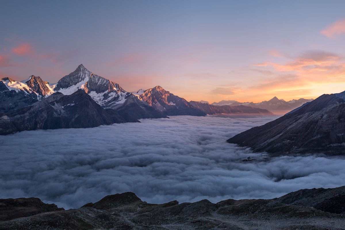Blick auf Innsbruck und die Tiroler Berge